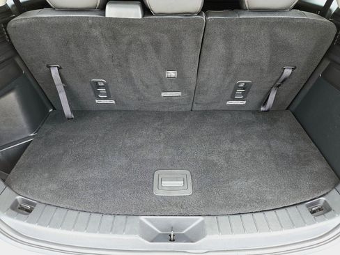 Used 2024 MAZDA CX-90 3.3 Turbo w/ Preferred Plus AWD/4WD image 28