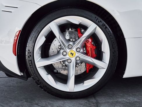 Used 2025 Ferrari SF90 Spider AWD/4WD image 27