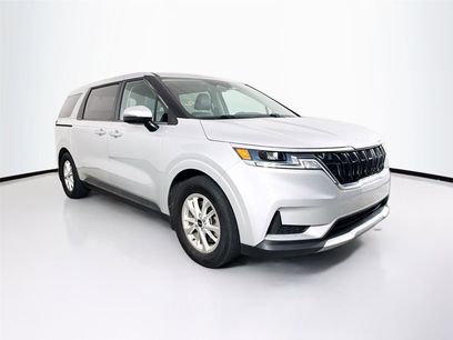 Used 2022 Kia Carnival LX