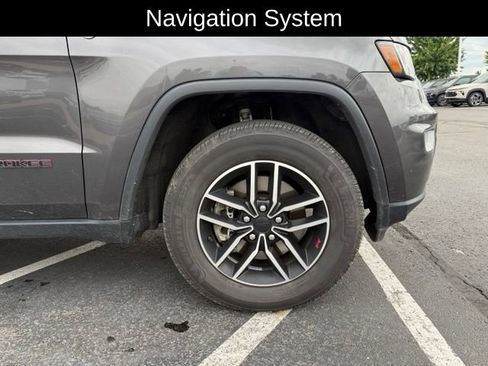 Used 2021 Jeep Grand Cherokee Trailhawk w/ Premium Lighting Group AWD/4WD image 10