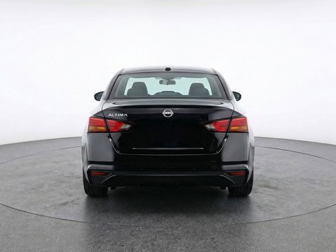 Used 2025 Nissan Altima 2.5 SV image 7