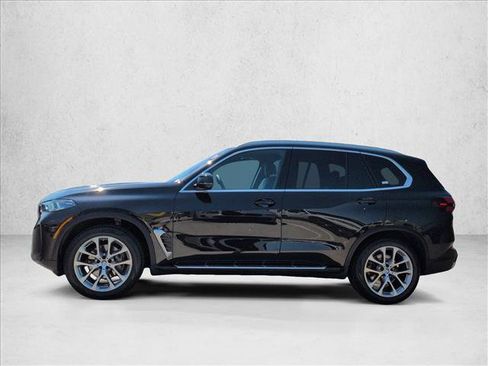 Used 2024 BMW X5 xDrive40i w/ Premium Package AWD/4WD image 9
