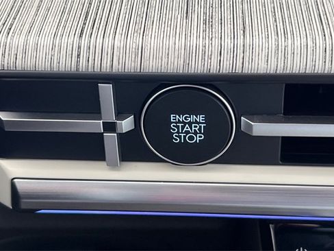 New 2025 Hyundai Santa Fe Calligraphy image 24