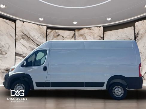 Used 2026 RAM ProMaster 2500 w/ Convenience Group FWD image 2