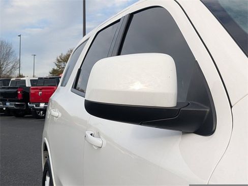 Used 2022 Dodge Durango GT image 11