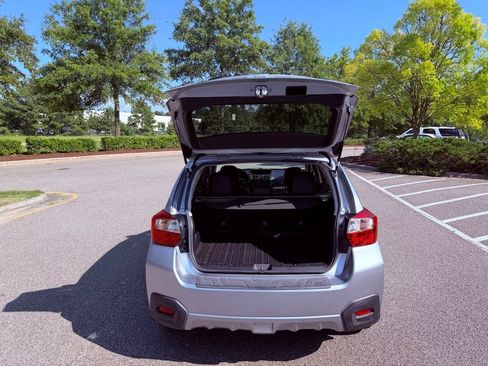 Used 2016 Subaru Crosstrek 2.0i Limited AWD/4WD image 11