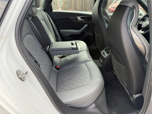 Used 2018 Audi S4 Prestige AWD/4WD image 37