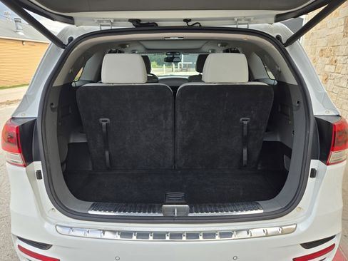 Used 2016 Kia Sorento SX FWD image 18