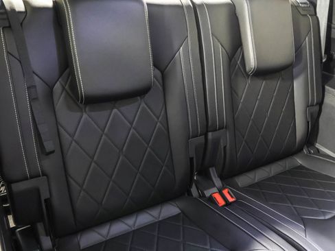 Used 2024 Volkswagen Atlas SEL Premium R-Line image 46