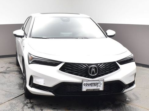 New 2025 Acura Integra A-Spec image 2