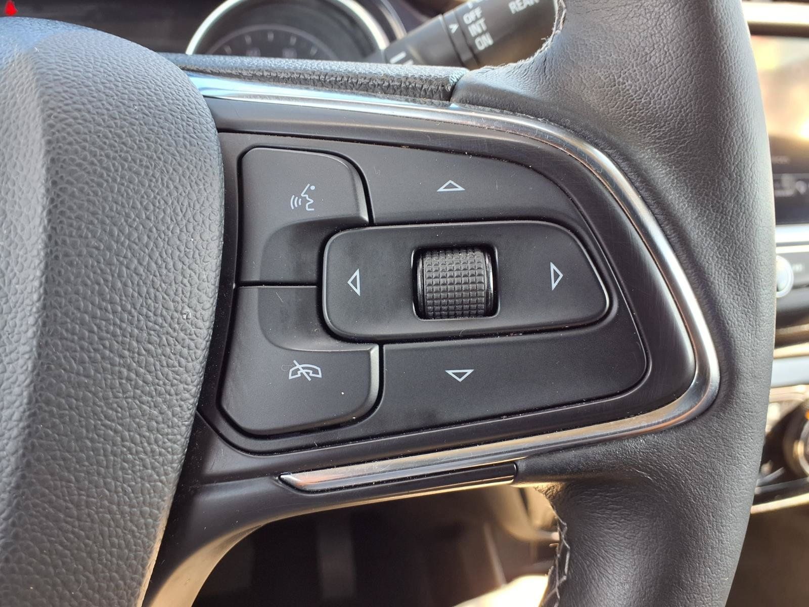Used 2023 Buick Encore GX Preferred w/ Cold Weather Comfort Package AWD/4WD image 15