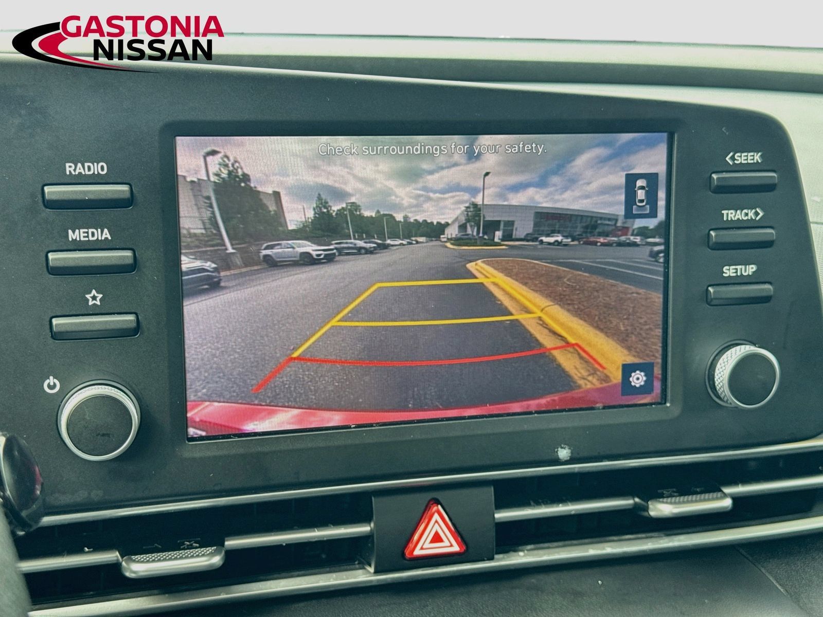 Used 2023 Hyundai Elantra SEL FWD image 17