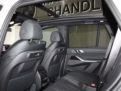 Used 2026 BMW X5 sDrive40i image 15