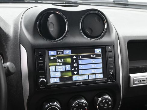 Used 2015 Jeep Compass Limited AWD/4WD image 11