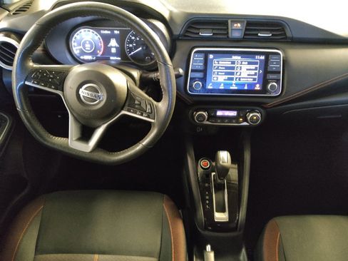 Used 2022 Nissan Versa SR w/ Convenience Package FWD image 22