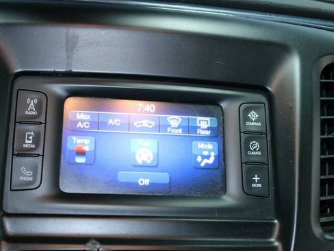 Used 2016 Chrysler 200 S image 24