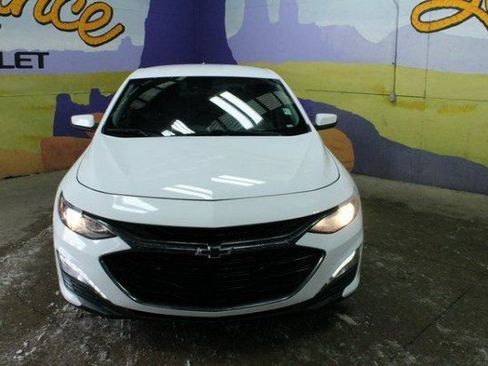 Used 2023 Chevrolet Malibu LT FWD image 6