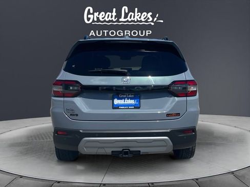 Used 2024 Honda Pilot TrailSport image 4