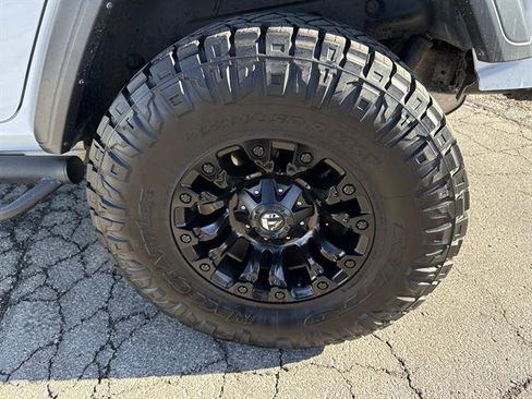 Used 2018 Jeep Wrangler Unlimited Sport S image 25