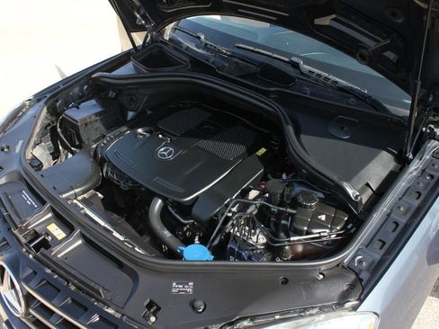 Used 2015 Mercedes-Benz ML 350 4MATIC image 58