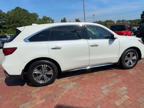 Used 2018 Acura MDX SH-AWD image 3