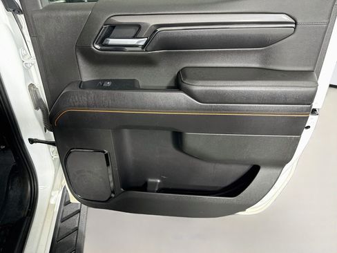 Used 2022 GMC Sierra 1500 AT4 w/ AT4 Premium Package AWD/4WD image 28