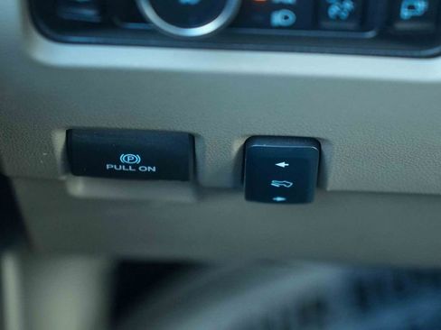 Used 2025 Ford F450 Platinum w/ Platinum Plus Package AWD/4WD image 37