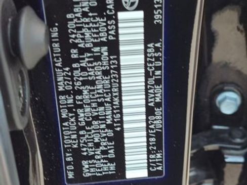 Used 2024 Toyota Camry SE FWD image 22