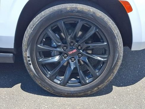 Used 2023 GMC Yukon XL AT4 w/ LPO, Floor Liner Package AWD/4WD image 27
