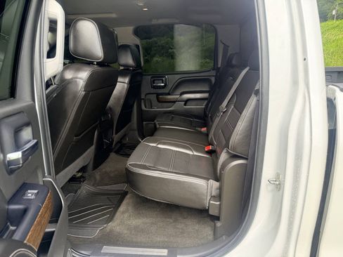 Used 2018 GMC Sierra 1500 Denali w/ Denali Ultimate Package AWD/4WD image 15