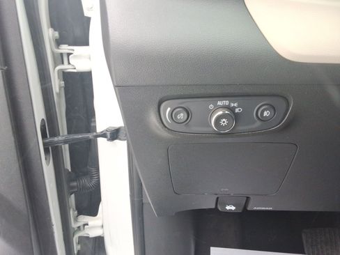 Used 2022 Buick Encore GX Preferred image 20