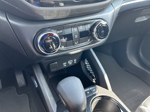 Used 2021 Chevrolet TrailBlazer LT w/ Convenience Package AWD/4WD image 28