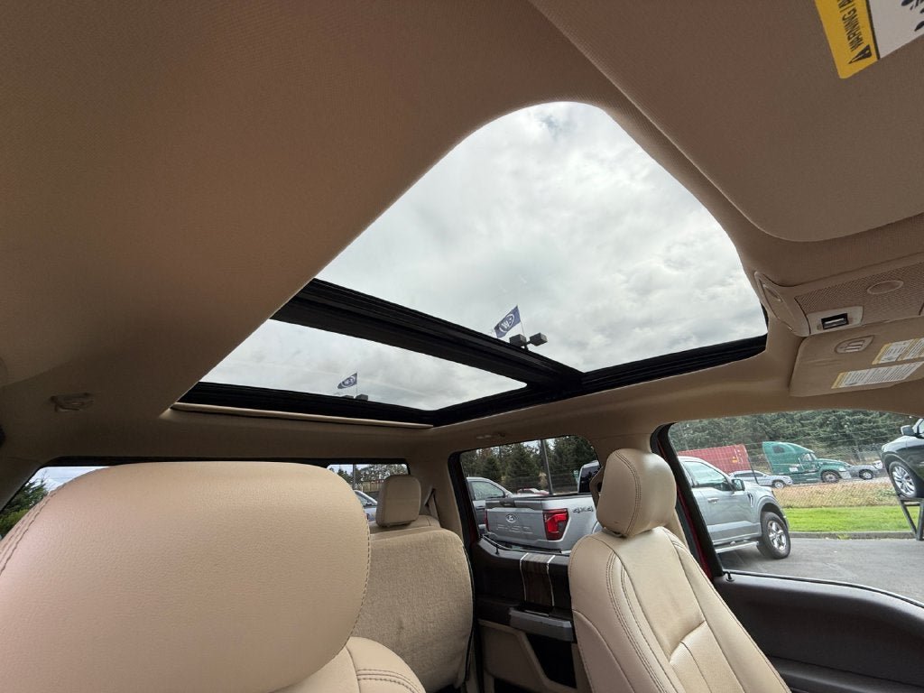 Used 2019 Ford F150 Lariat w/ Equipment Group 502A Luxury AWD/4WD image 27