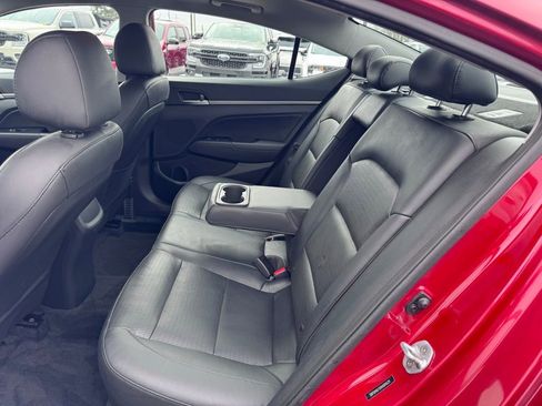 Used 2017 Hyundai Elantra Limited w/ Limited Tech Package 04 image 34