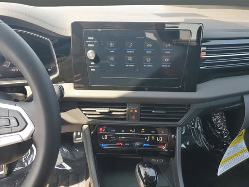 New 2025 Volkswagen Jetta Sport image 8