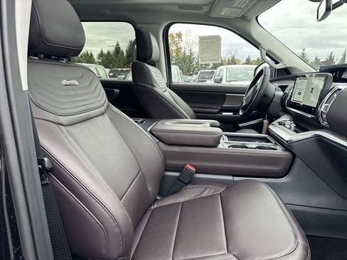 New 2025 Ford Expedition Platinum w/ Platinum Ultimate Package image 25