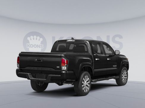 Used 2023 Toyota Tacoma Limited w/ Nightshade Package AWD/4WD image 2