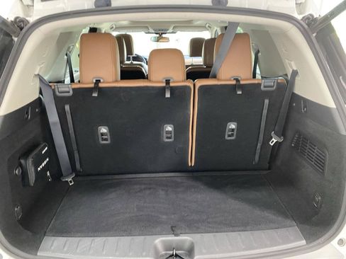 Used 2022 Nissan Pathfinder Platinum w/ Cargo Package AWD/4WD image 16