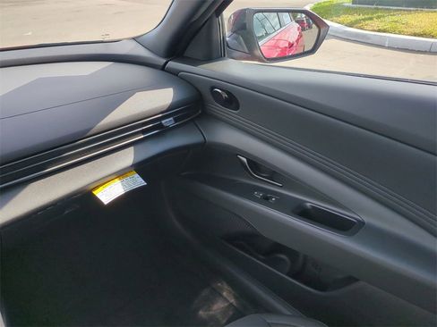 New 2026 Hyundai Elantra SEL Sport image 18