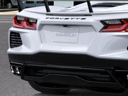 New 2026 Chevrolet Corvette 2LT Convertible w/ Z51 Performance Package image 40