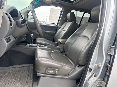 Used 2019 Nissan Frontier SL RWD image 15