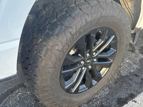 Used 2024 Ford F150 Lariat w/ FX4 Off-Road Package AWD/4WD image 6