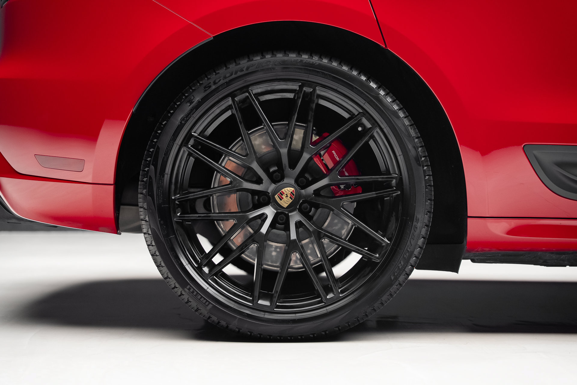 Used 2022 Porsche Macan GTS AWD/4WD image 37