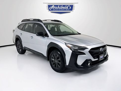 Used 2025 Subaru Outback Onyx Edition AWD/4WD image 1