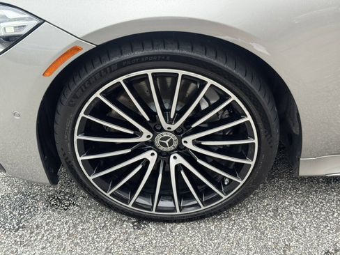 Used 2023 Mercedes-Benz S 580 4MATIC Sedan image 11