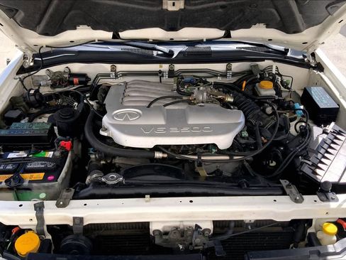 Used 2001 INFINITI QX4 Luxury image 10