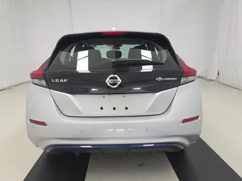 Used 2022 Nissan Leaf S FWD image 11