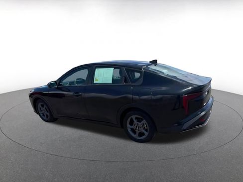 Used 2025 Kia K4 FWD image 10