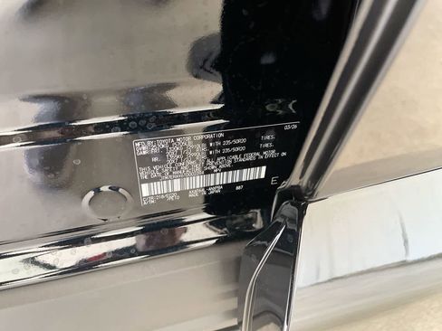 New 2026 Toyota RAV4 XSE AWD/4WD image 28