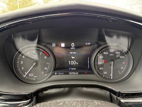 Certified 2024 Cadillac XT6 Sport w/ Technology Package image 11